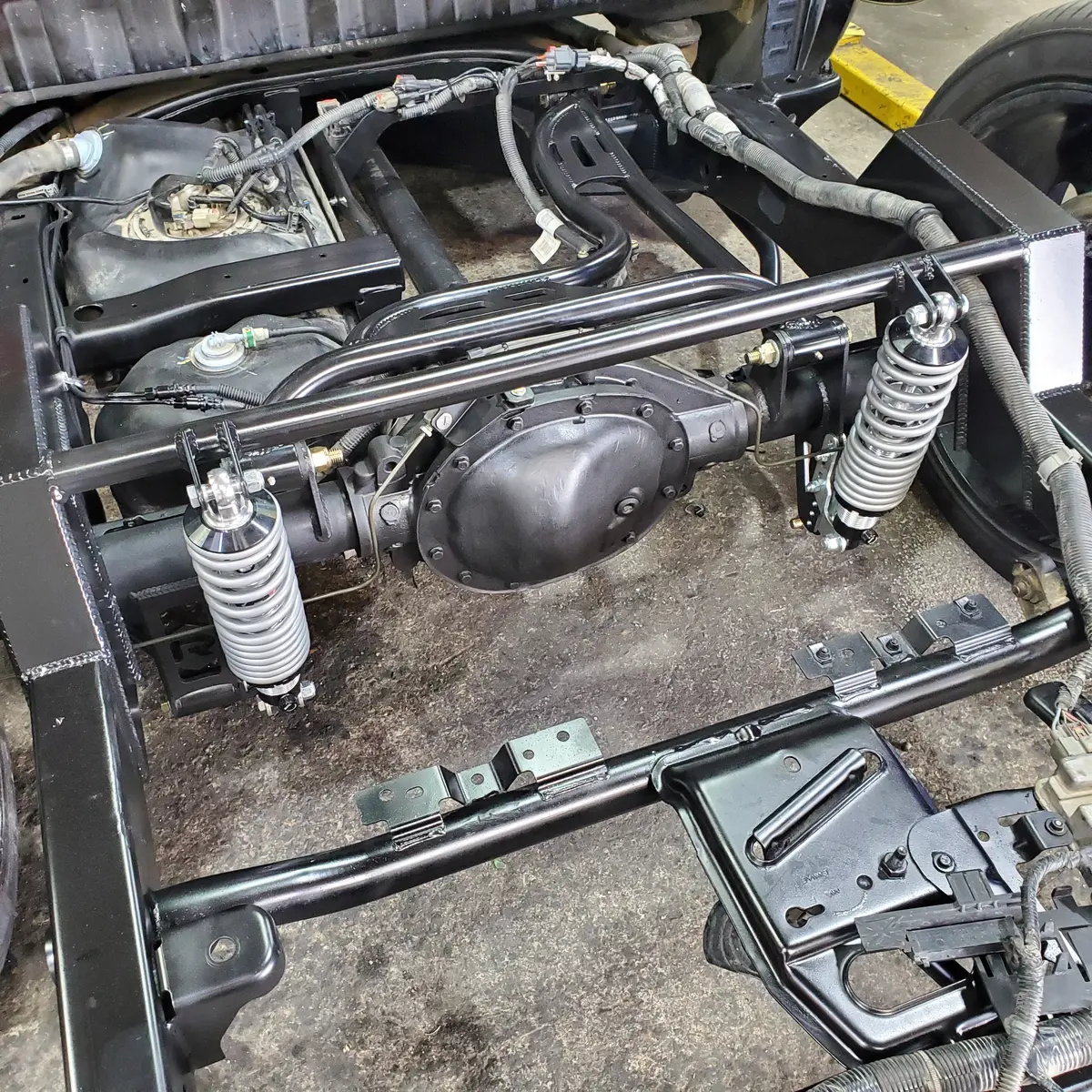 2019-2024 Silverado Rear Coil Over Kit 3 Link Wisbone Suspension Big Billet Wheels 2Wd Crew Cab 1