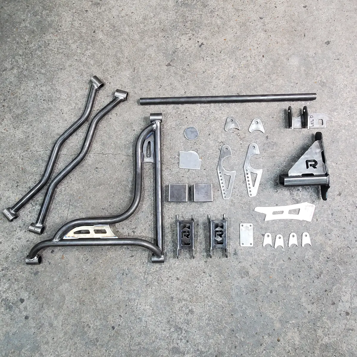 2007-2013 Silverado, Sierra  Rear Coil Over Conversion Kit 3 Link Wishbone For Billet Wheels 1