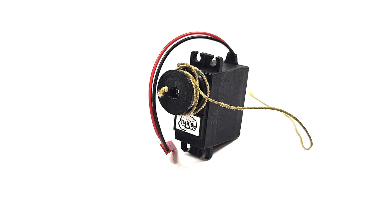 H.O.G Hand Of God Servo Winch 1