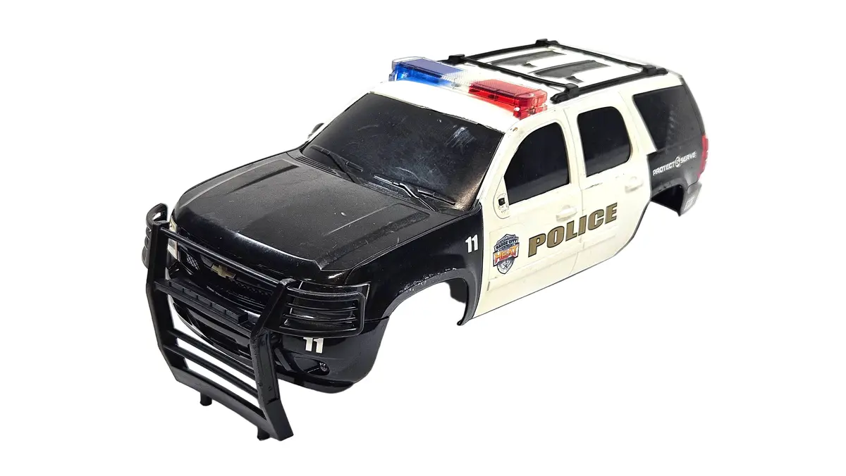 1/24 - 1/18 Scale Chevy Police Hard Body 1