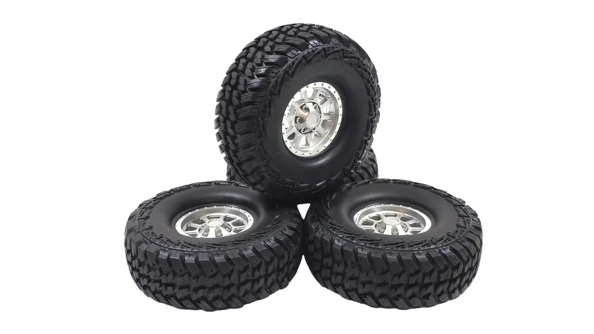 1.9 4.75 No Name Crawler Tires W/ 1.9 Aluminum Bead Lock Wheels 1
