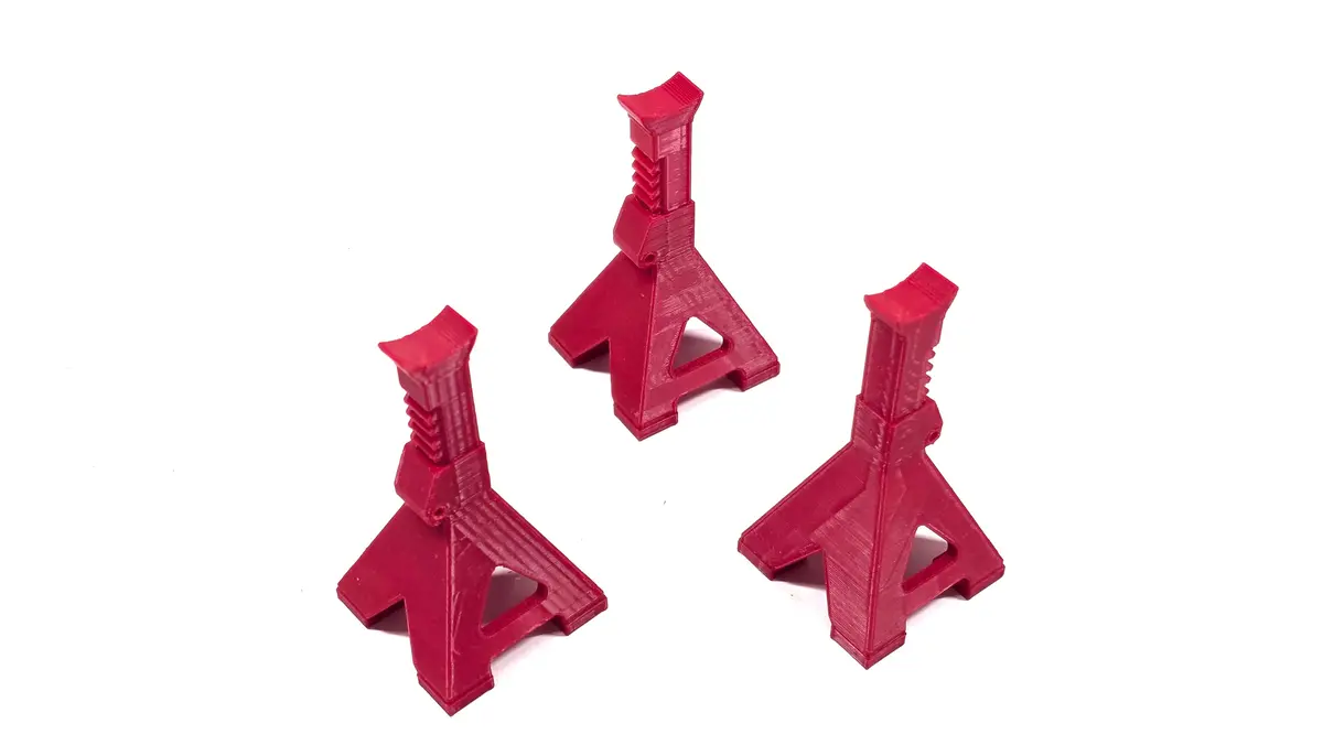 3D Printed Scale Jack Stands (3) 1
