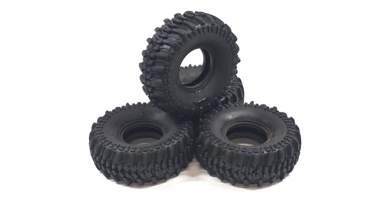 Duratrax Deep Woods Scale Tires No Foams (Repaired Sold As Is) 1