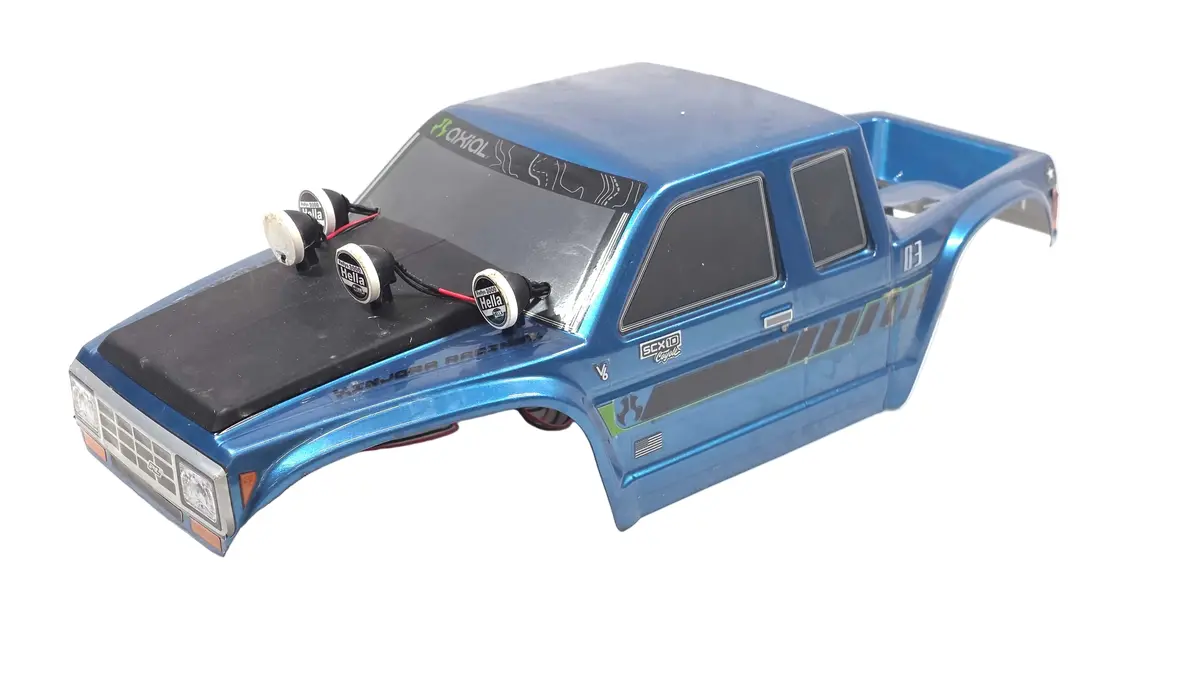 Axial Scx10iii Coyote Lexan Body W/ Led Lights & Clipless Body Mounts 1