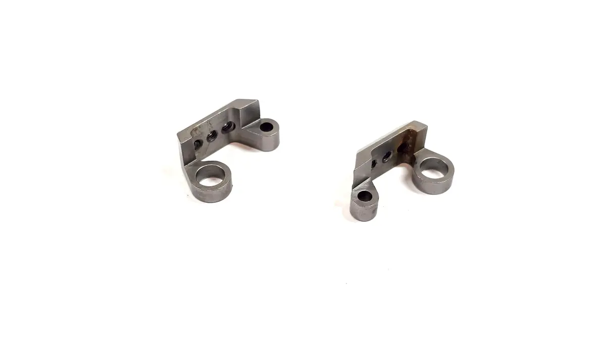 Aluminum Sway Bar Clamps For Axial Yeti Chassis 1