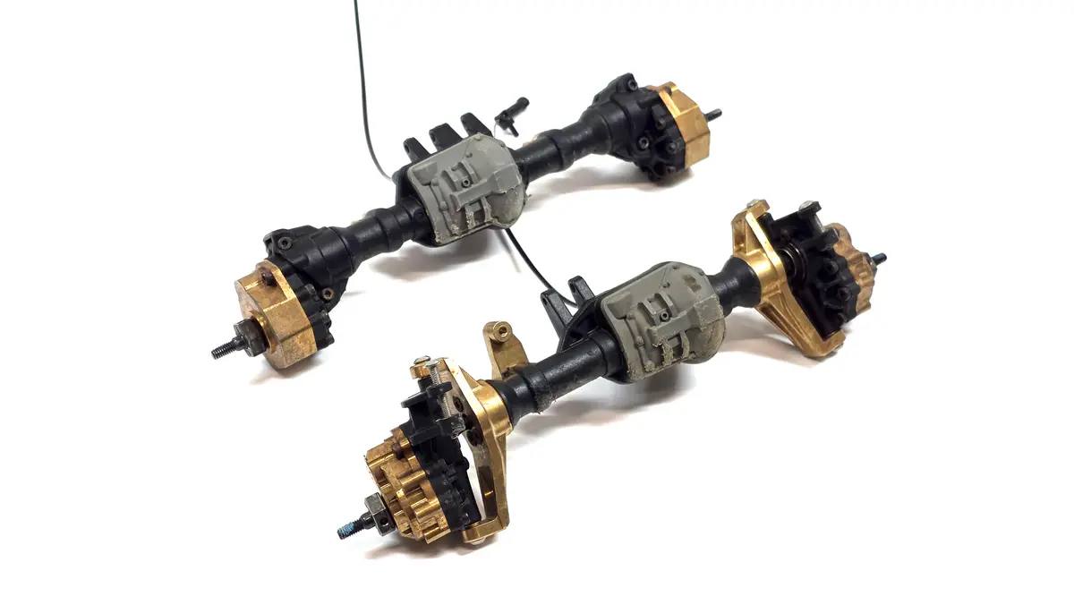 Traxxas Trx4 Locking & Un-Locking Portal Axle Set W/ Brass Hop Ups 1