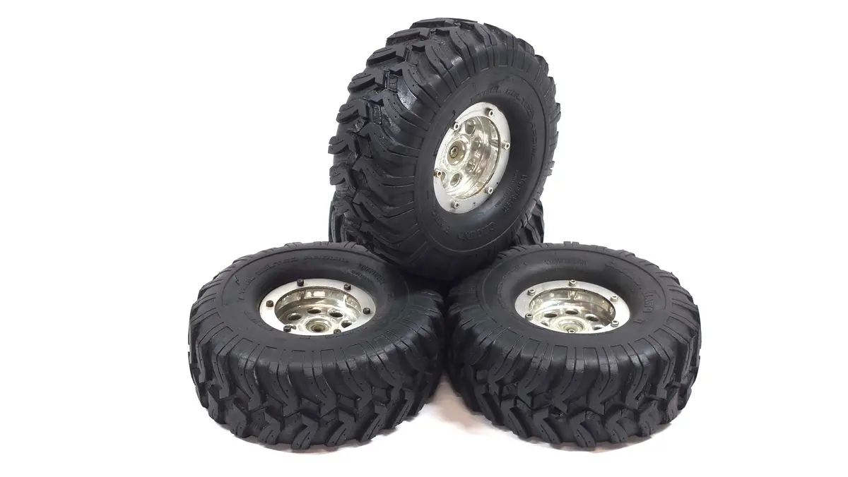 Rc4wd 1.9 4.75 Dirt Hawg Ii Scale Tires (Cut) W/ Plastic Bead Lock Wheels Set Of 4 1