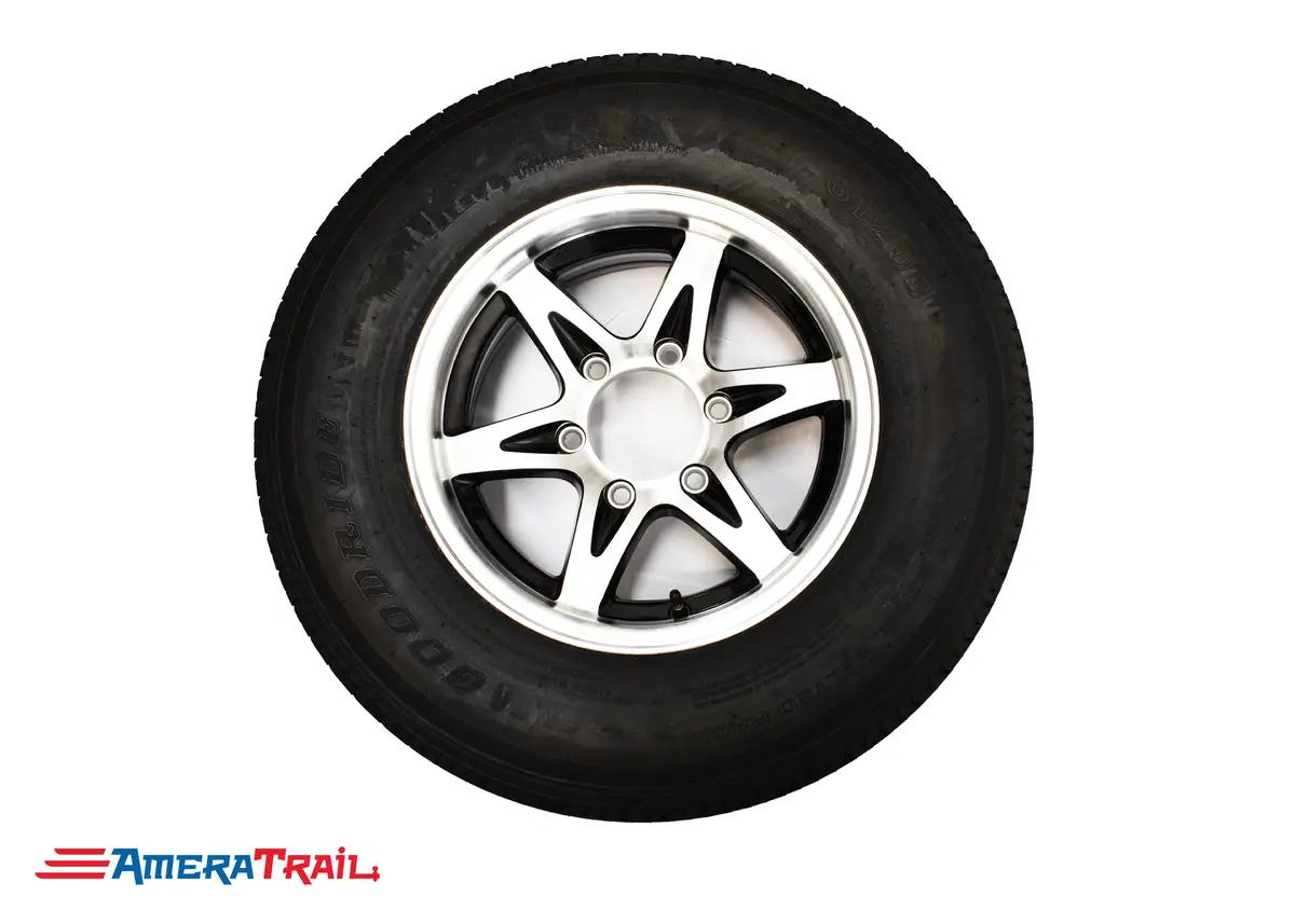 225 / 75 R 15 Load Range D 1