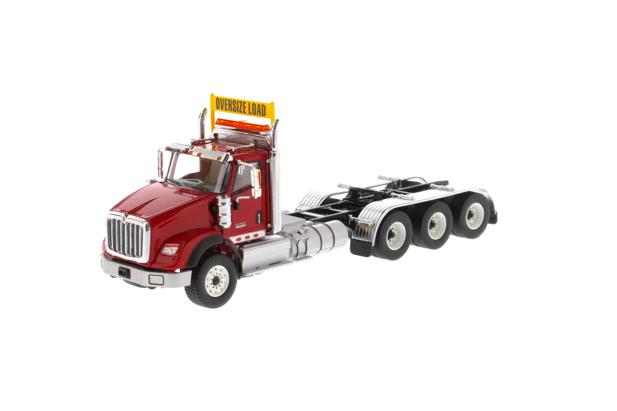 1:50 International Hx620 Tridem Tractor- Red, 71008 1