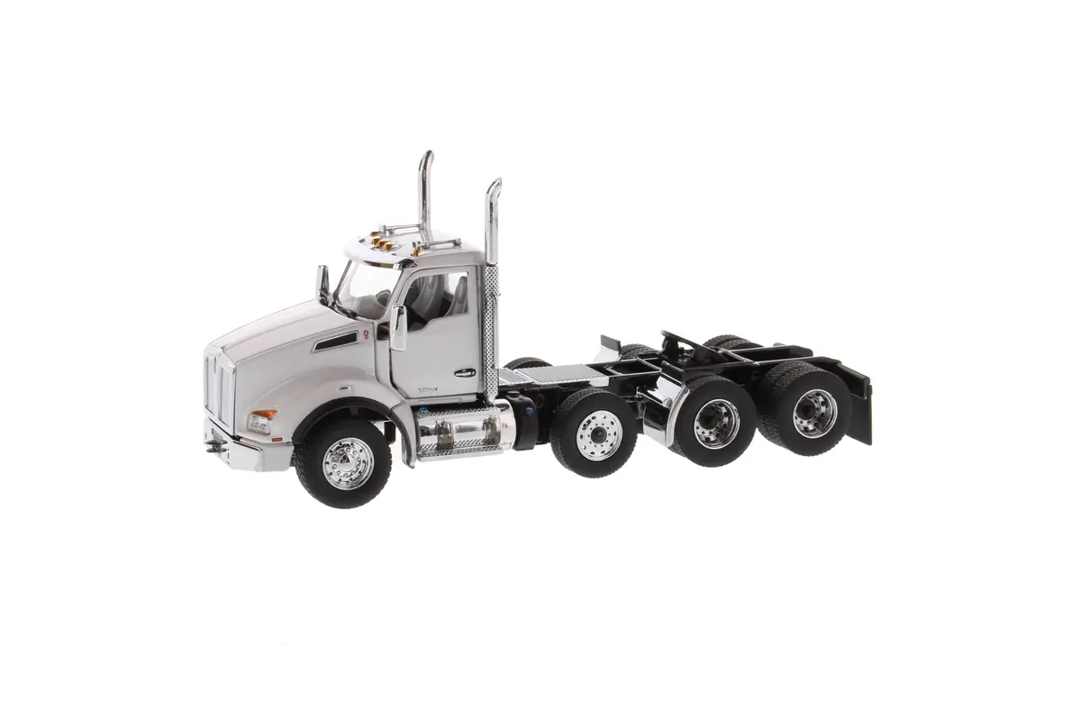 1:50 Kenworth T880s Sbfa Day Cab Tandem Tractor With Pusher Axle- Metallic White Cab, 71058 1