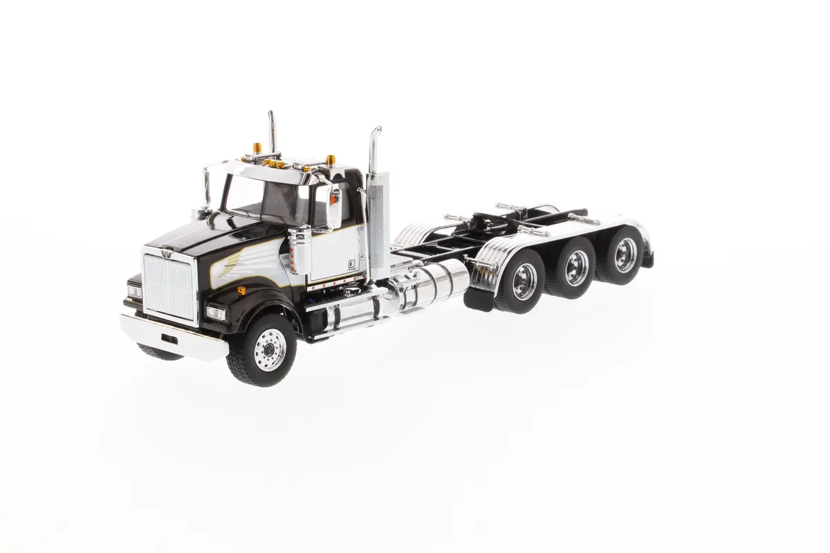 1:50 Western Star 4900 Sf Day Cab Tridem Tractor, Transport Series, 71066 1