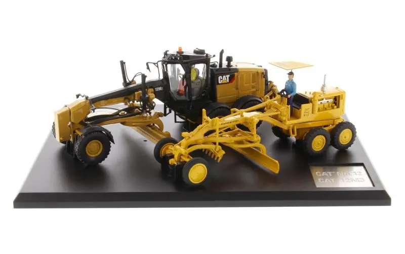 1:50 Cat® Diesel No. 12 & 12M3 Motor Grader, Evolution Series, 85560 Retiring Soon 1