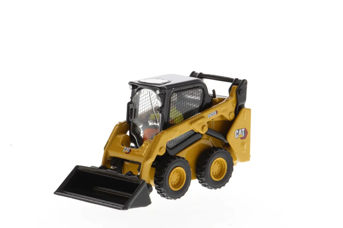 1:50 Cat® 242D3 Skid Steer Loader With Attachments, High Line Series, 85676 1