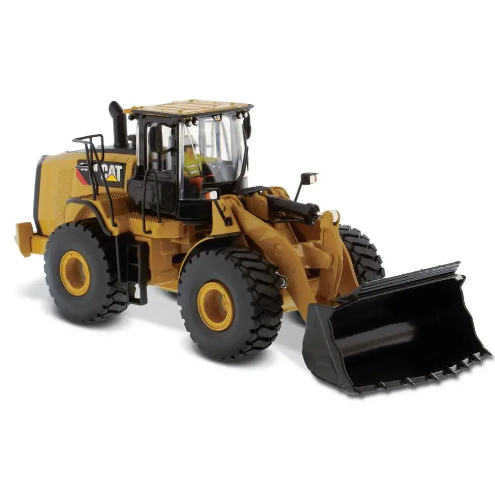 1:50 Cat® 966M Wheel Loader High Line Series, 85928 1