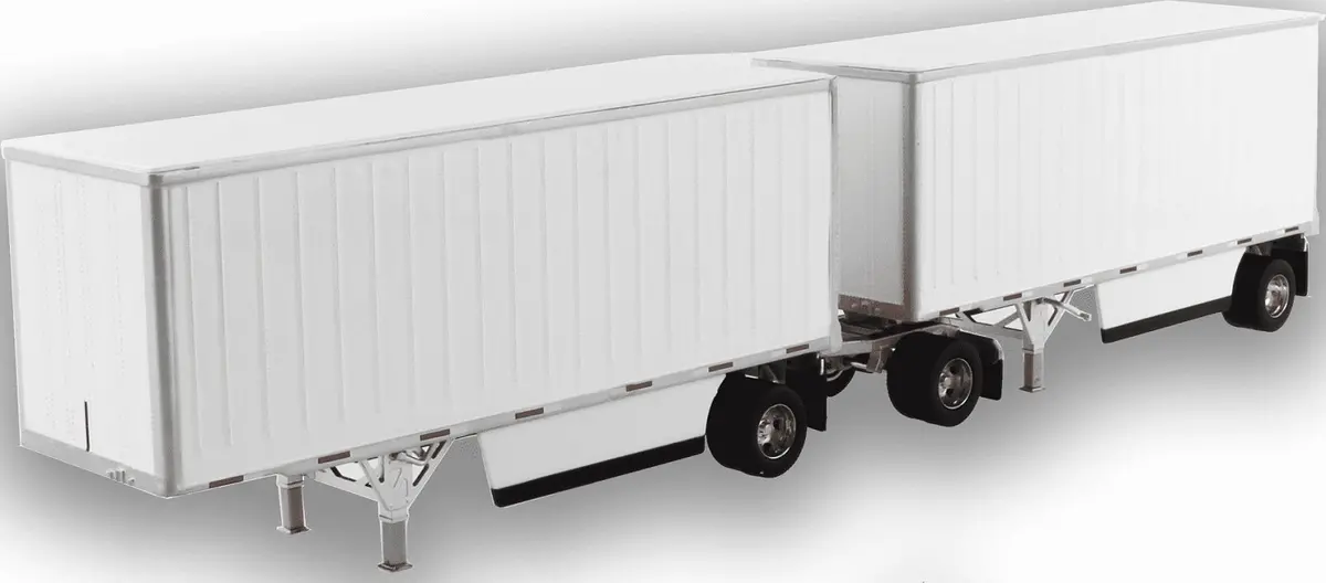1:50 Wabash National 28Ft Pup Trailer, 91036 1