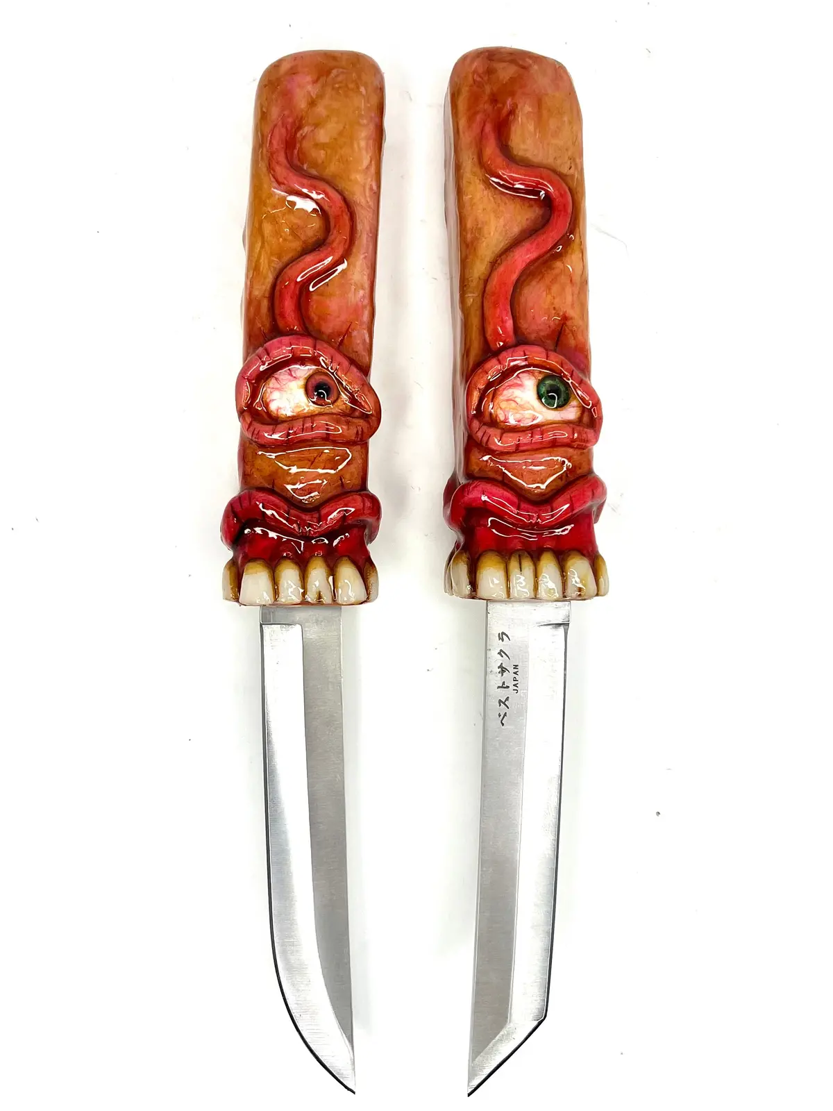 Moldy Dual Knife 1