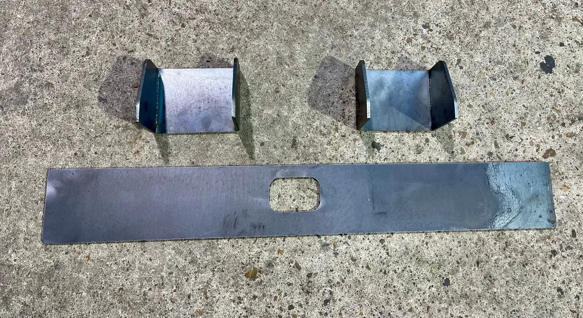 1999-2006 Silverado  Raised Transmission Crossmember Plates 1