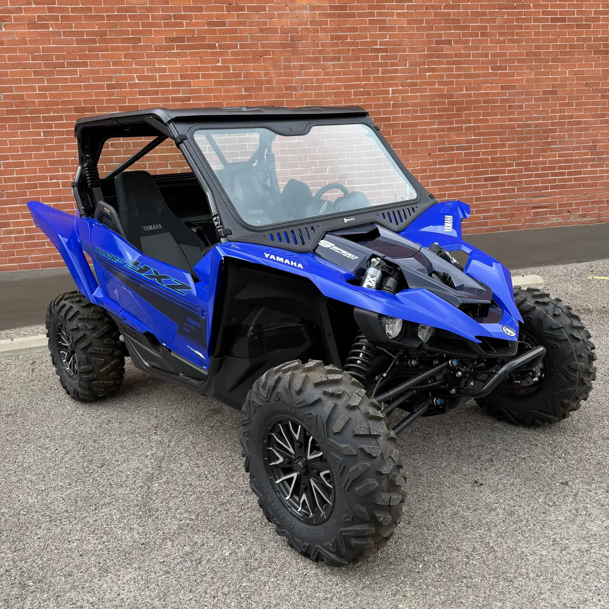 Yamaha Yxz (2019-2026) Vented Glass Windshield 1