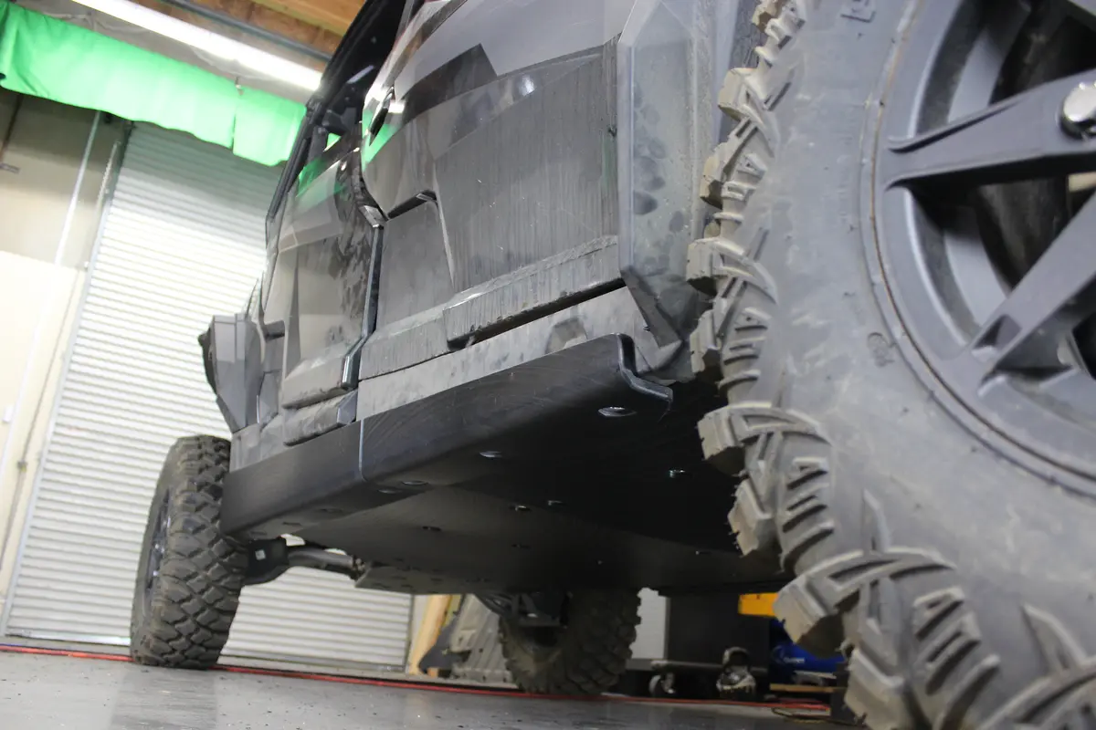 Polaris General Xp 4 1000 Uhmw Rock Sliders 1
