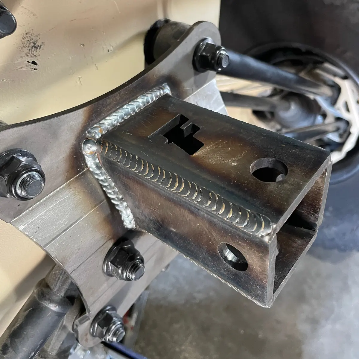 Fastlab Can-Am X3 Radius Rod Hitch Pull Plate 1
