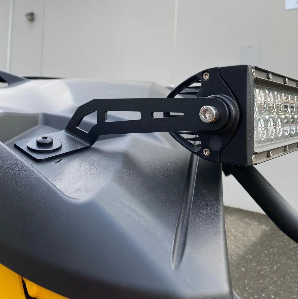 Can-Am Maverick R Light Bar Brackets 1