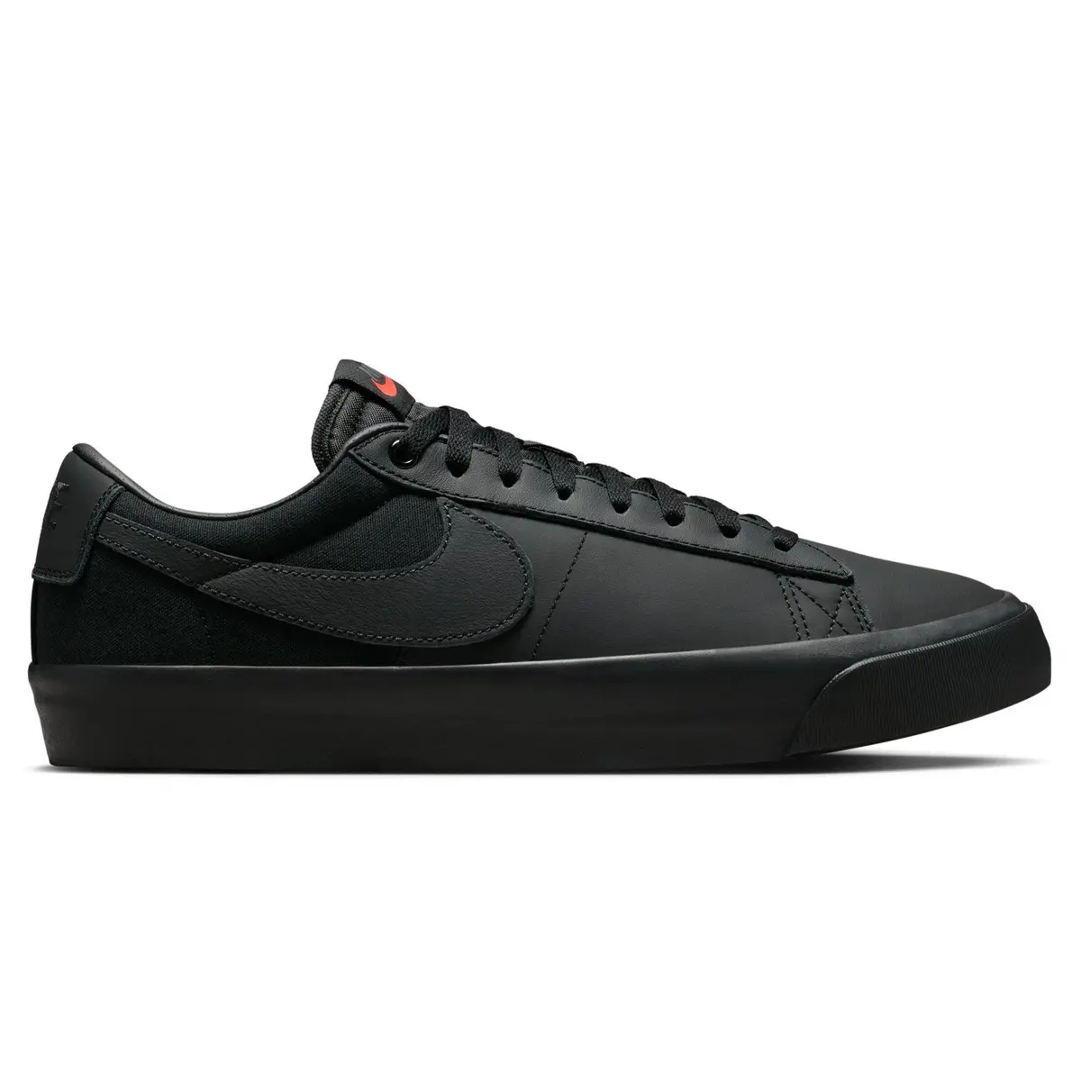Nike Sb Gt Blazer Low Iso Triple Black 1