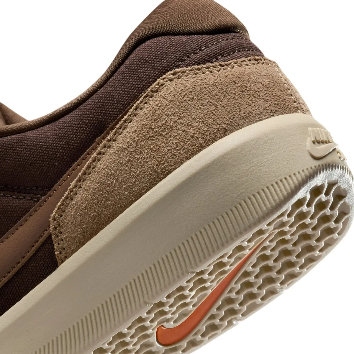 Nike Sb Force 58 Baroque Brown/Parachute Beige/Desert Khaki/Mosswood Brown 9