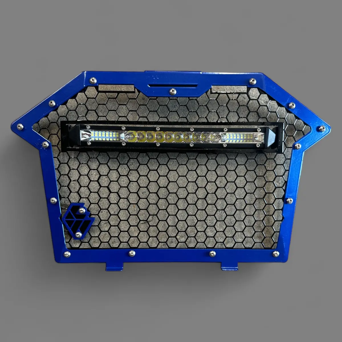 Pro Grille With Lightbar 1