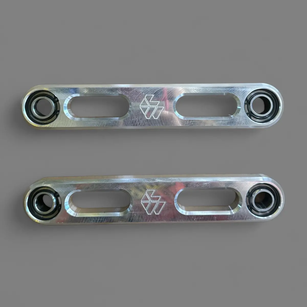 Turbo S -Rear Sway Bar Links 1
