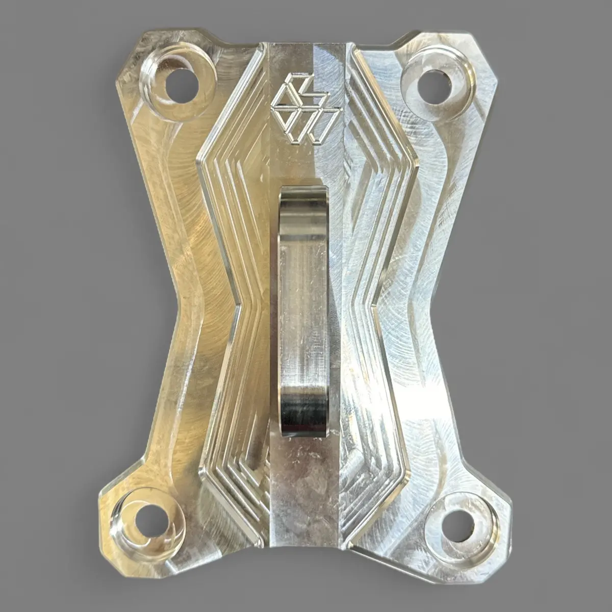 Pro R/ Turbo R / Pro S - Radius Rod Plate 1