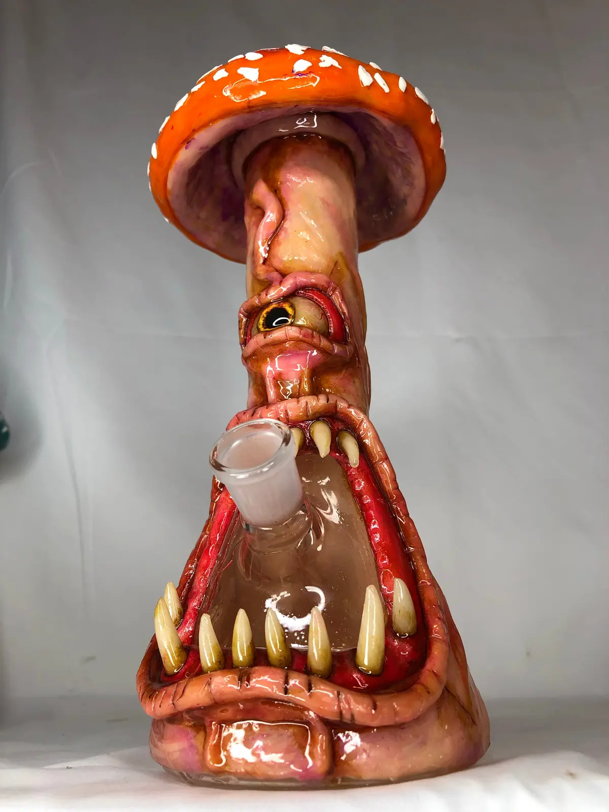 Amanita Monster Cap: Water Pipe 1