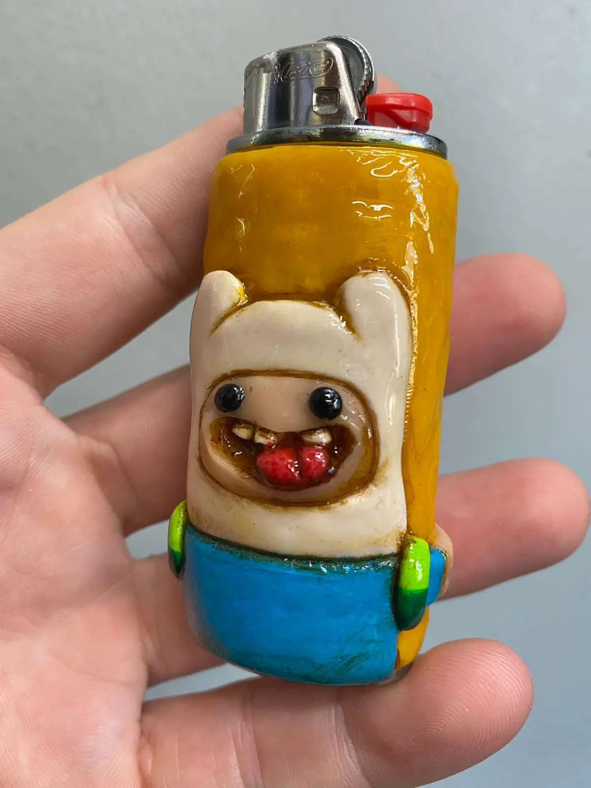 Finn: Lighter Sleeve 1