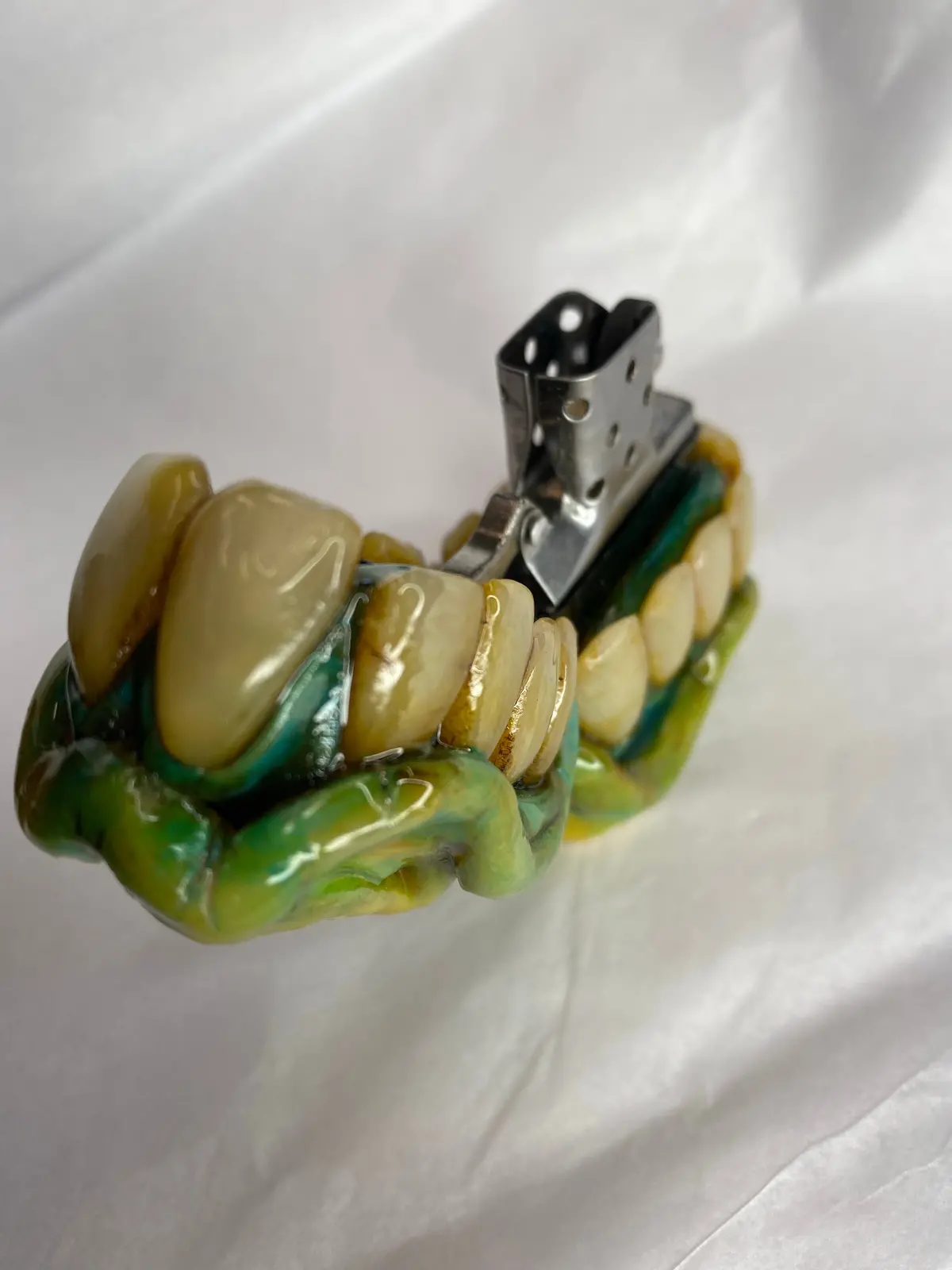 Green Toothy Chomp Lighter 1