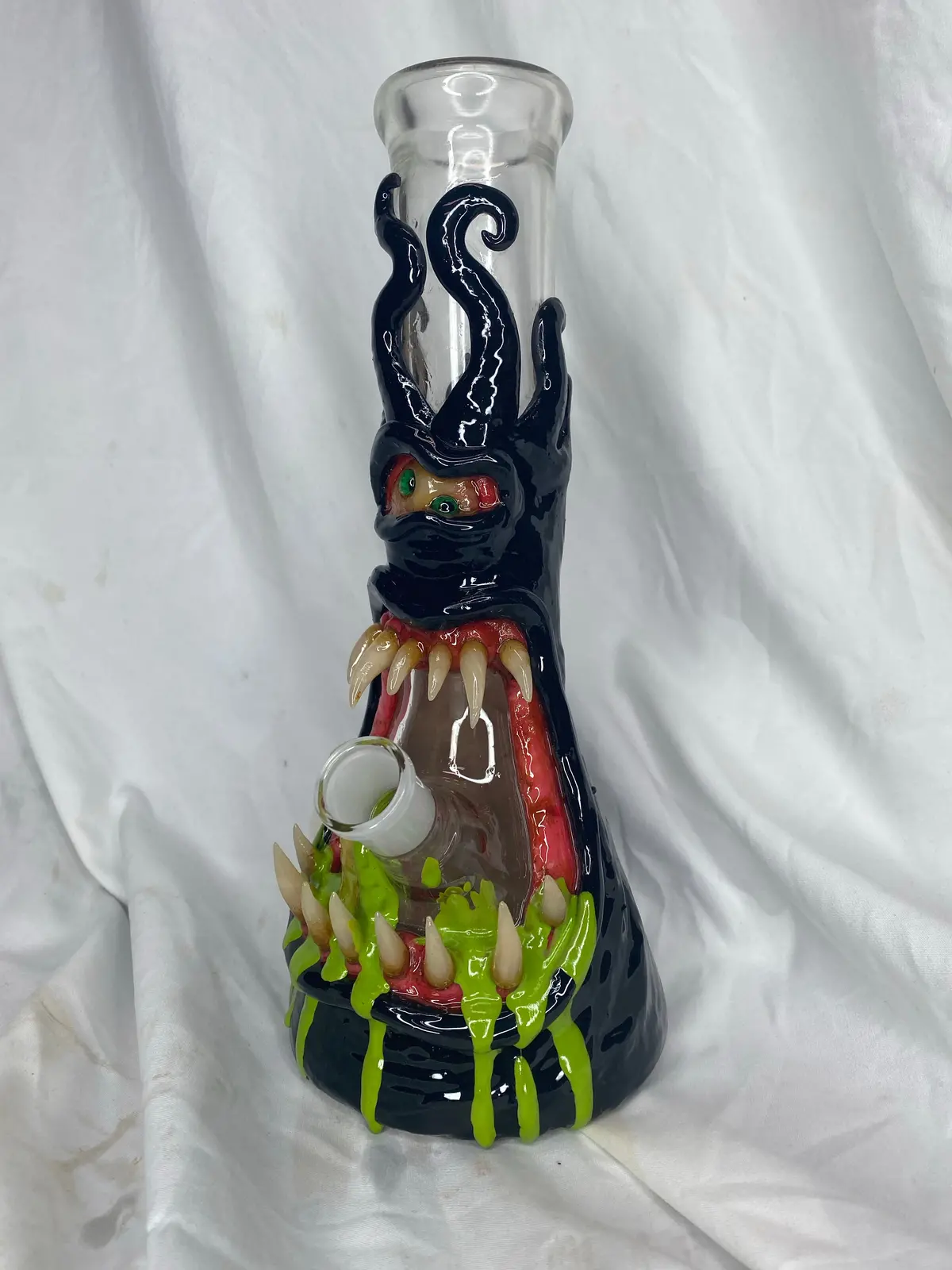 Black Sea Beast: Water Pipe 1