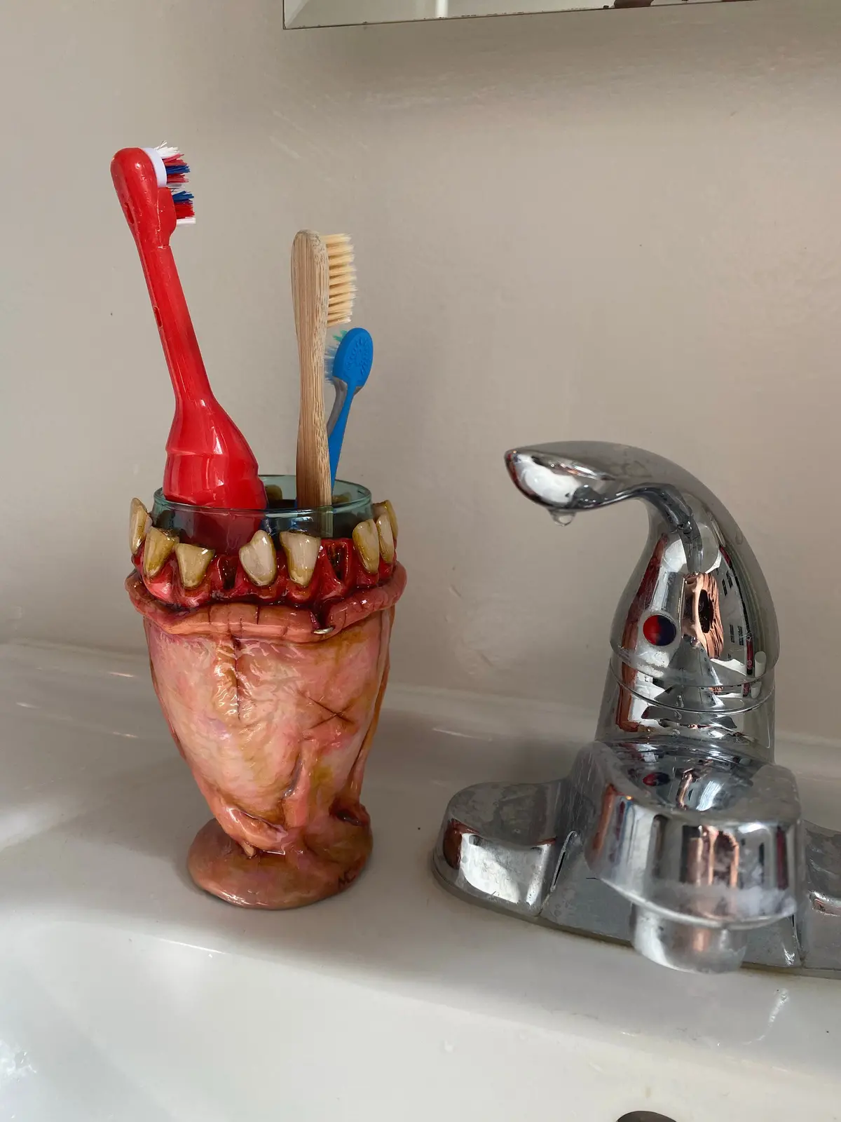 Moldy Toothbrush/Pencil Holder 2