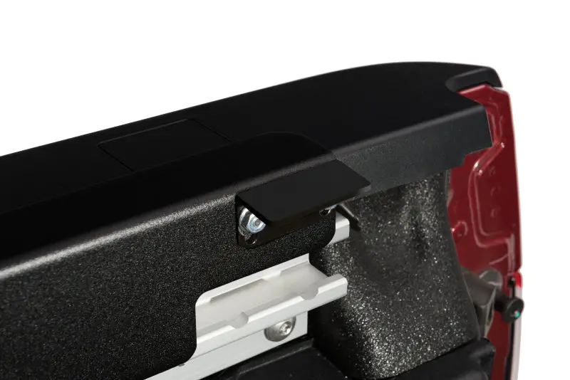 Undercover Se Soft Tonneau Cover For 2009–2018 Ram 1500 (Excl. Rambox) & 2019–2020 Classic – 5.7' Bed, Textured Black 1